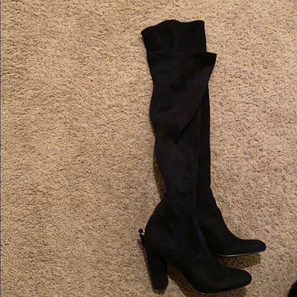 Over the knee boots suede